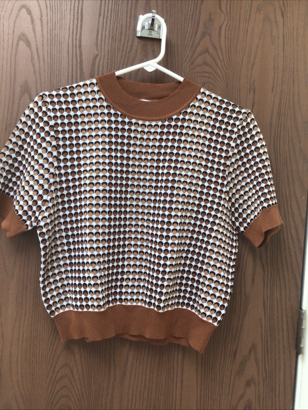 Lucy Paris brown  & White Textured Short Sleeve Sweater Top rayon nylon, sz M